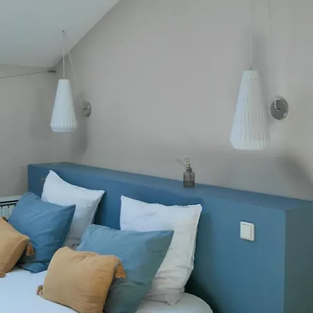 Le Moulin De Longchamp - Bed and Breakfast