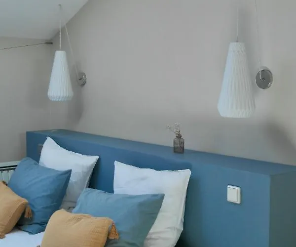 Le Moulin De Longchamp - Bed & Breakfast