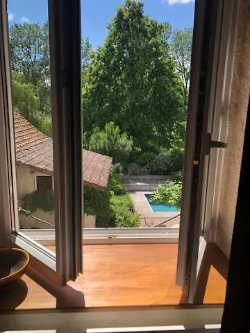 Le Moulin De Longchamp - Bed & Breakfast
